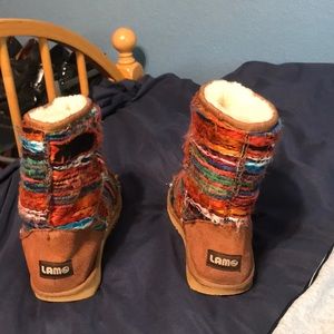 Lamo size 8.5 boots